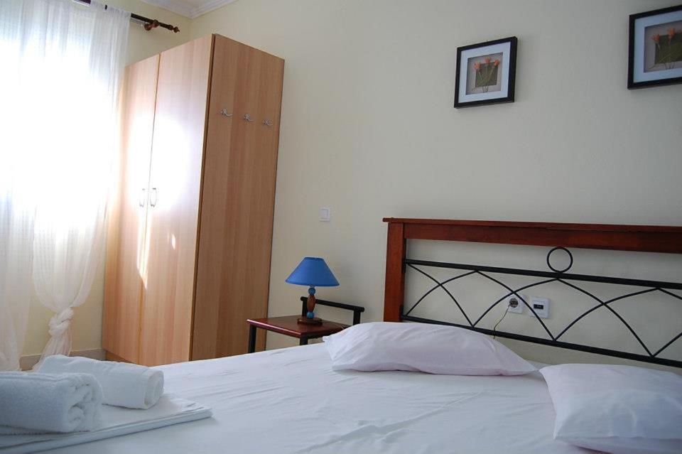 Morfi Apartment Kalligoni Ruang foto