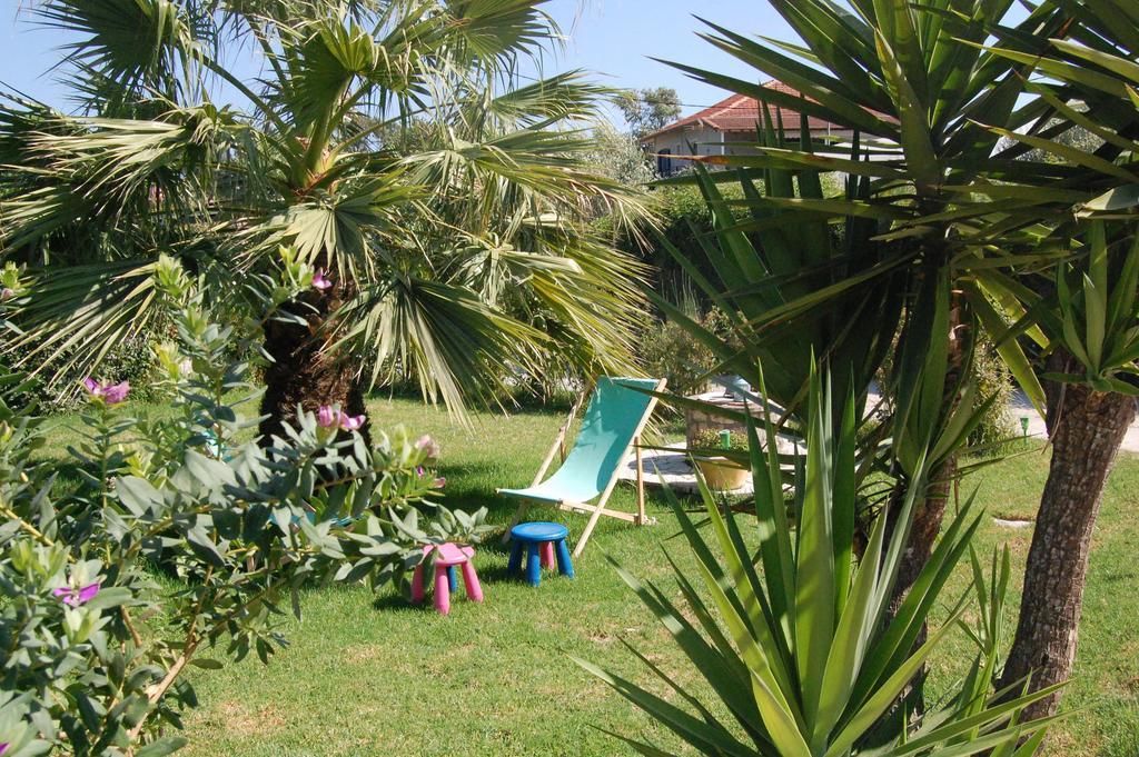 Morfi Apartment Kalligoni Bagian luar foto